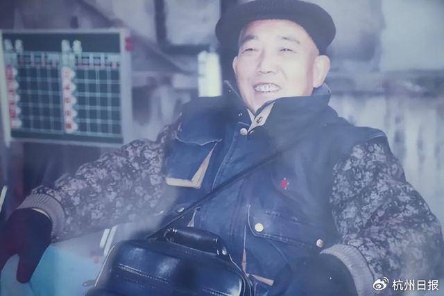 pg麻将胡了297岁老兵一抬脚所有人都泪